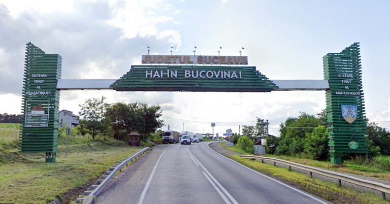 Traficul rutier va fi blocat timp de 2 ore pe DN2, la Drăgușeni, din cauza unor lucrări la poarta de intrare în Bucovina