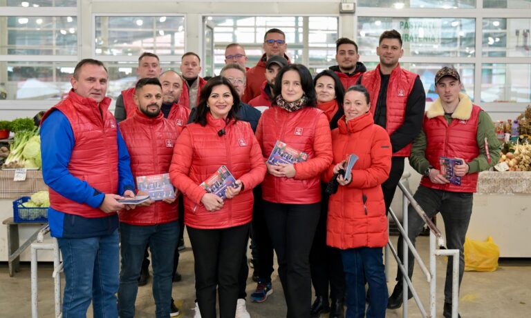 Echipa PSD Suceava a fost astăzi în cartierul Burdujeni: „Cu o echipă de parlamentari uniți și sprijiniți de președintele Consiliului Județean, Gheorghe Șoldan, alături de guvernul PSD și președintele Marcel Ciolacu, suntem hotărâți să ducem la îndeplinire toate obiectivele propuse”