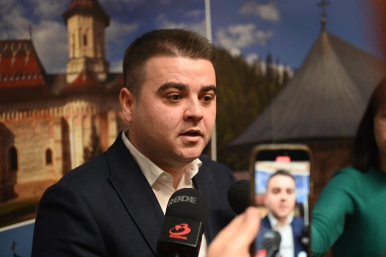 Gheorghe Șoldan, după ce Stelian Simeria și Nicolae Robu au fost aleși vicepreședinți ai CJ Suceava: „Împreună, vom lucra pentru a răspunde nevoilor sucevenilor, pentru a atrage cât mai multe investiții și pentru a realiza proiecte importante destinate tuturor locuitorilor județului”
