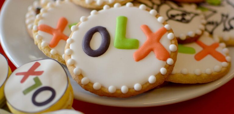 Un sucevean a plătit 700 de lei pentru un biscuit după ce a comandat un procesor pentru PC de pe OLX
