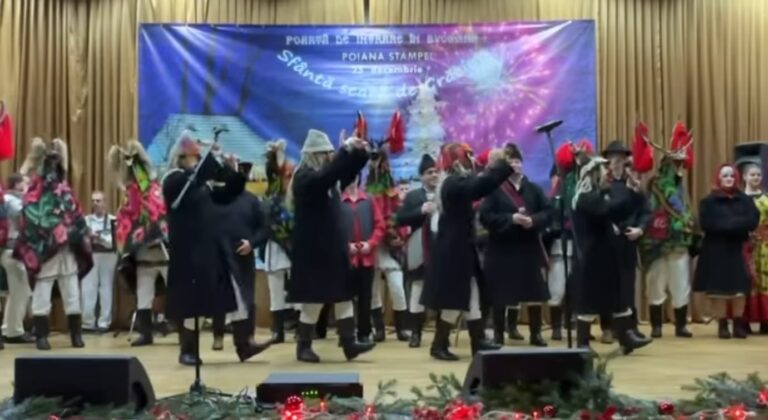 Spectacol extraordinar de Crăciun la Poiana Stampei: „Sfânta Seară de Crăciun”, ediția a XXIV-a: „Spectacolul a devenit o tradiție dragă comunității noastre”