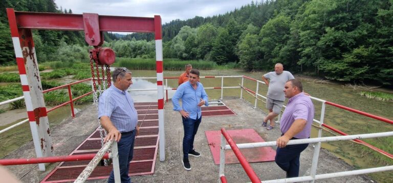Gheorghe Șoldan, președintele CJ Suceava: „A fost semnat recent contractul pentru execuţia lucrărilor de decolmatare a lacului Solca și, în sfârșit, vom rezolva problema alimentării cu apă a orașului”