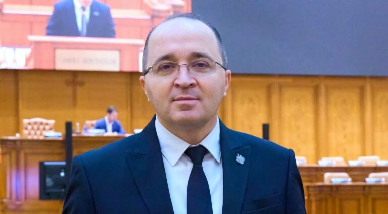 Deputatul Petrică Negrea: „Trenurile spre Moldova au rămas în secolul trecut”