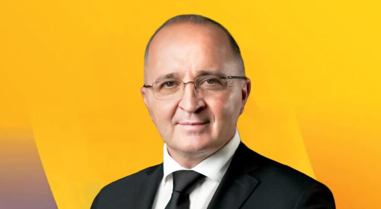 Deputatul AUR Petru-Gabriel Negrea trage un semnal de alarmă asupra crizei economice și politice din România
