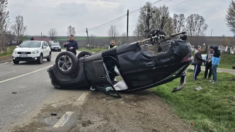 O femeie a fost rănită după ce un șofer nu i-a acordat prioritate într-o intersecție din Zvoriștea