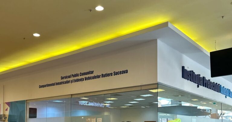 Coadă la înmatriculări și permise în Suceava. Prefectura Suceava extinde programul pentru a rezolva blocajele