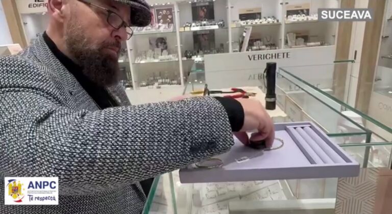 Dosare penale întocmite de polițiștii suceveni în urma controalelor făcute de Cristian Piedone Popescu, șeful ANPC, la magazinele de bijuterii din Iulius Mall Suceava