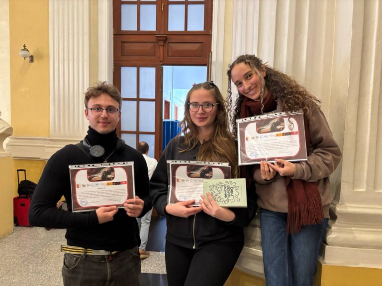 Student al Facultăţii de Litere şi Științe ale Comunicării, premiat la Concursul național de traducere între limbile romanice și latină