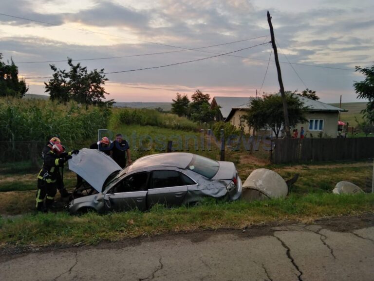 Un șofer beat turtă a ajuns cu mașina într-un șanț de pe centura Rădăuțiului