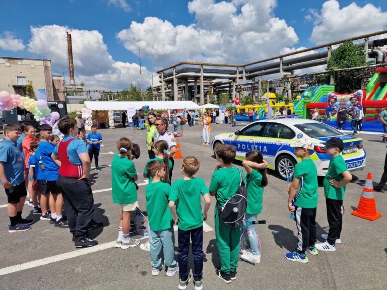 IPJ Suceava a marcat Ziua Internațională a Copilului organizând activități interactive și ateliere de siguranță rutieră pentru cei mici