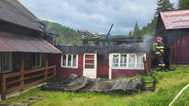 Incendiu izbucnit într-o gospodărie din Frasin de la coșul de fum