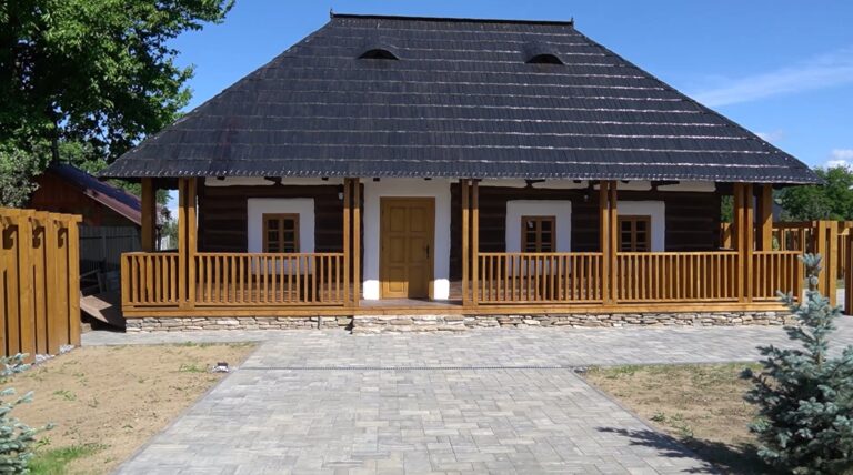 O casă tradițională din Arbore devine muzeu și loc de cununii civile: „Am încercat să păstrăm tradiționalul”