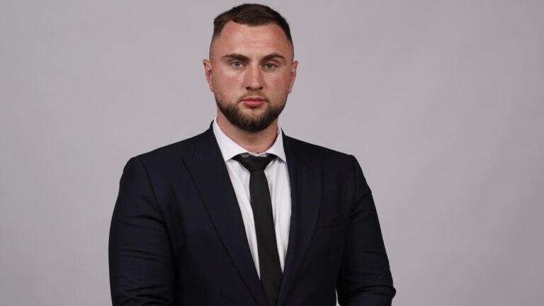 Conducerea AUR Suceava pregătește excluderea din partid a consilierului local Mihai Crăciun pentru postările de pe rețelele de socializare și declarațiile date în mass-media locală