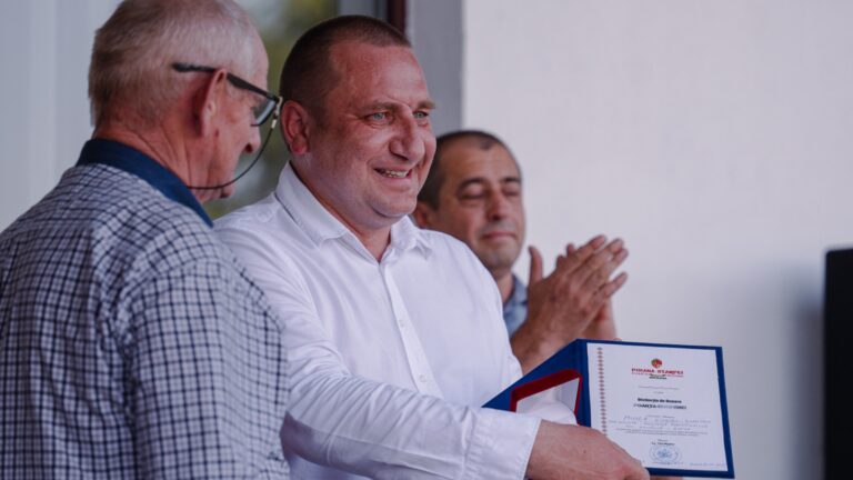 „Poarta Bucovinei” deschisă pentru cei care slujesc pădurea. Inginerul Ciprian-Dumitru Muscă a fost onorat la Poiana Stampei, la finalul concursului „Forestierul Priceput”