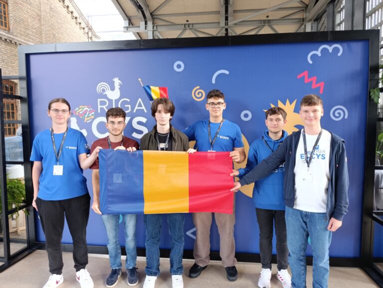 Elevii Alexandru Simedrea și Christian Matei Cazacu vor participa la concursul Regeneron ISEF 2026 care se va desfășura la Phoenix, Arizona, ca urmare a rezultatului obținut la Concursul Uniunii Europene al Tinerilor Oameni de Știință