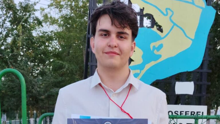 Elevul Ștefan Ioniță a obținut premiul III la Concursul național de proiecte pentru consiliile elevilor „Parteneriat în educație: prezent și perspective”