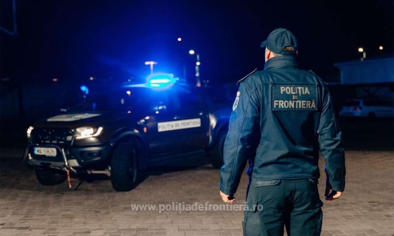 Un individ drogat și permisul anulat s-a răsturnat cu motocicleta, la Ulma, în timp ce încerca să fugă de un echipaj al Poliției de Frontieră