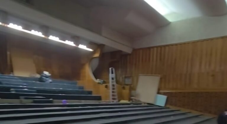 AUR Câmpulung Moldovenesc solicită oprirea degradării Casei de Cultură și reafirmarea rolului său public și cultural