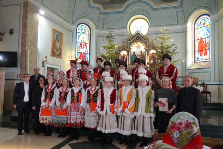 Festivalul Colindelor Bucovinene Poloneze, ediția a XI-a, a reunit comunitățile poloneze din județul Suceava
