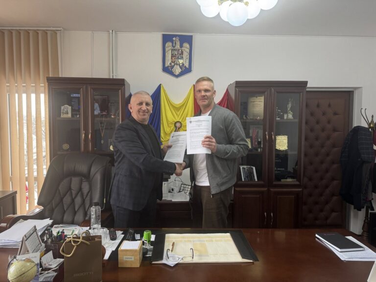 Vicovu de Sus investește în siguranța rutieră și transportul public modern: „Continuăm să investim în educație, siguranță rutieră și un oraș modern, orientat spre viitor”