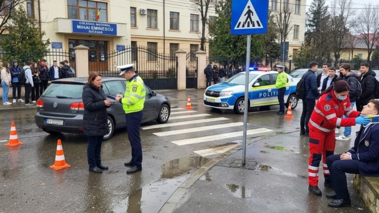Accident pe trecerea de pietoni din fața Colegiului Național „Mihai Eminescu” din Suceava