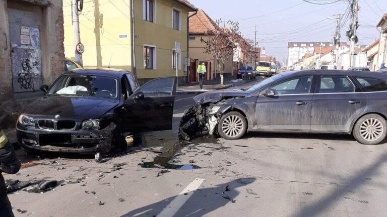 Accident produs la Rădăuți de un bătrân de 82 de ani care a ignorat indicatorul „STOP”