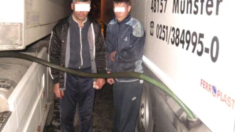 Gruparea „Skoda” destructurată la Rădăuți după o serie de furturi de motorină. Trei tineri au sustras peste două tone de combustibil găurind rezervoarele camioanelor