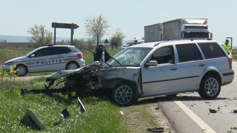 Dosare penale pe numele a două șoferi implicați într-un accident produs într-o intersecție din Capu Codrului. Unul nu a acordat prioritate, iar al doilea avea permisul suspendat