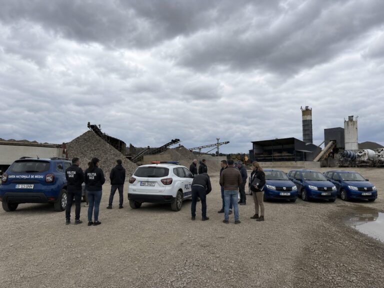 Controale de amploare la balastierele din județ. Amenzi de 100.000 de lei aplicate de polițiști și comisarii de mediu