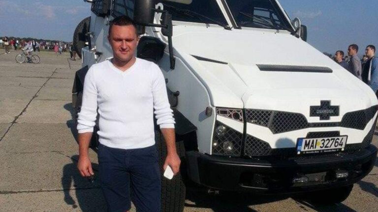 Țeparul Gabriel Badragan, fost inspector la Primăria Suceava, a fost reținut de polițiști după ce a încercat să escrocheze un fermier din Mălini dându-se drept comisar de la Garda de Mediu