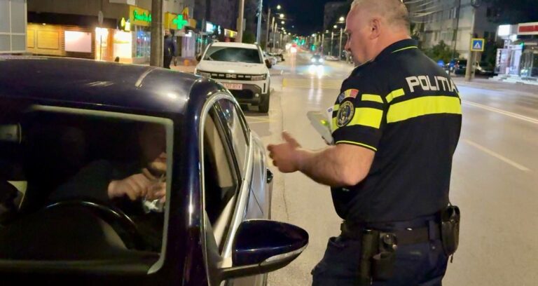 Amenzi de aproape 200.000 de lei și 19 permise de conducere reținute în urma unei acțiuni pe linie rutieră desfășurată de polițiștii suceveni