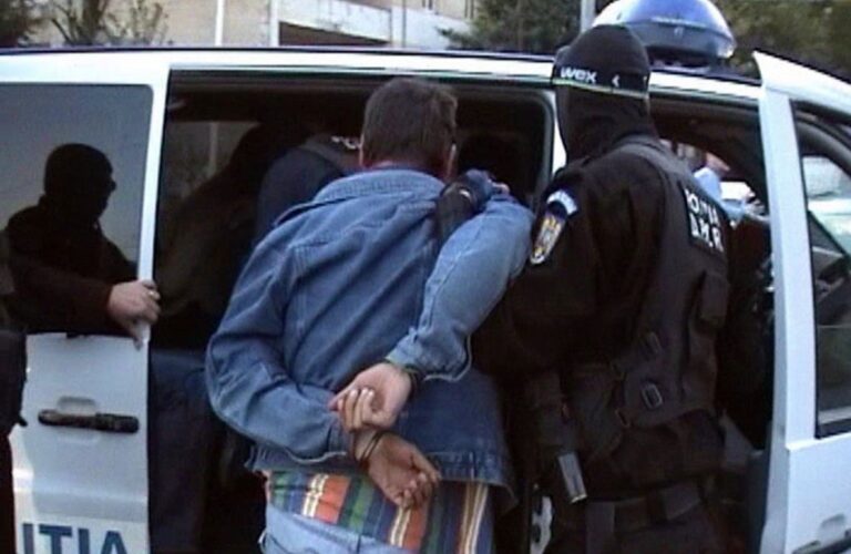 Alcoolemie uriașă pentru un șofer din Marginea. Individul a fost băgat la arest de polițiști după ce analizele au indicat aproape 3 la mie alcool pur în sânge