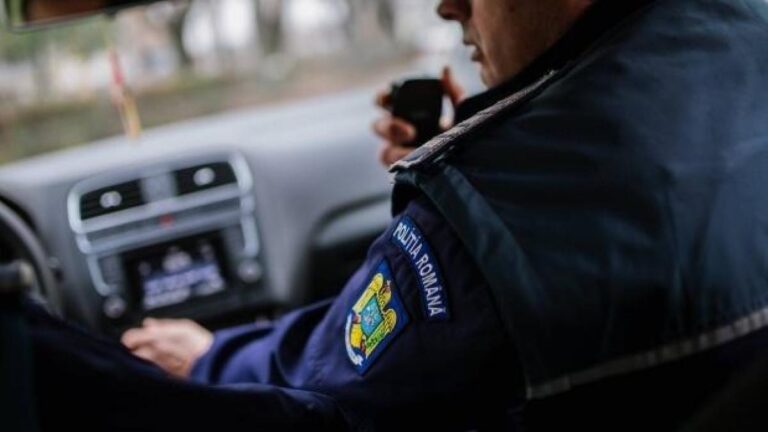 Urmărire ca în filme, la Preutești. Un tânăr din Forăști, beat criță și fără permis, s-a ascuns pe drumurile de hotar cu un moped neînmatriculat