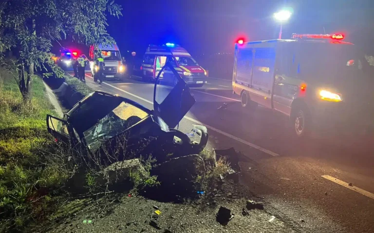 Un șofer din Siret s-a ales cu o fractură gravă și dosar penal după ce s-a urcat băut la volan și a provocat un accident în miez de noapte