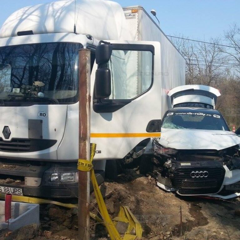 Un șofer cu permisul suspendat a provocat un accident în Șaru Dornei după ce a intrat cu un Audi într-o autoutilitară
