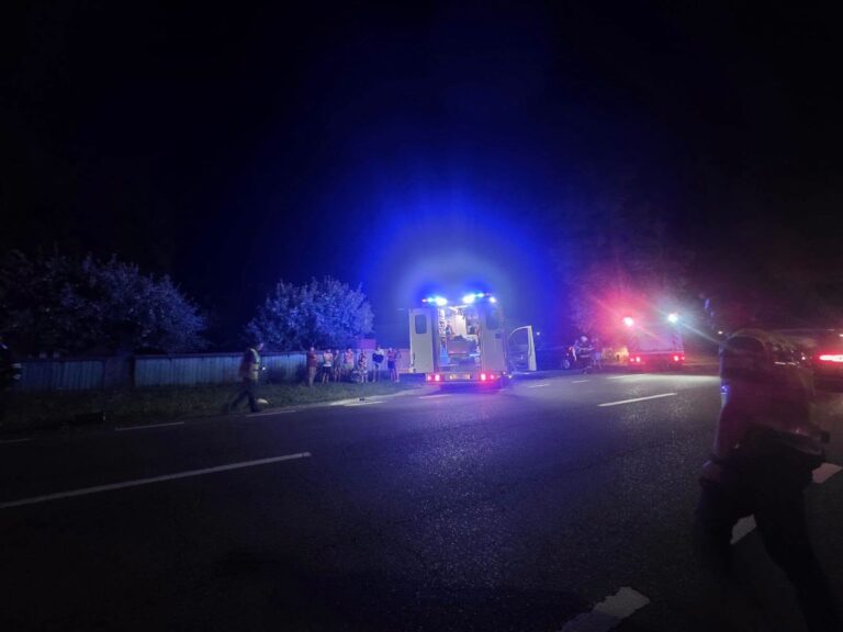 Accident deosebit de grav la Sasca. Un biciclist de 60 de ani, lovit mortal de o autoutilitară după o manevră bruscă la stânga