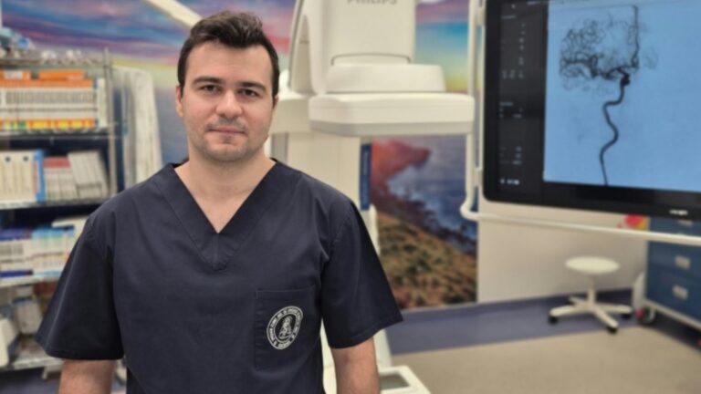 Un nou medic neurochirurg cu supraspecializare în Franța se alătură echipei Spitalului Județean Suceava pentru tratamentul AVC-ului ischemic